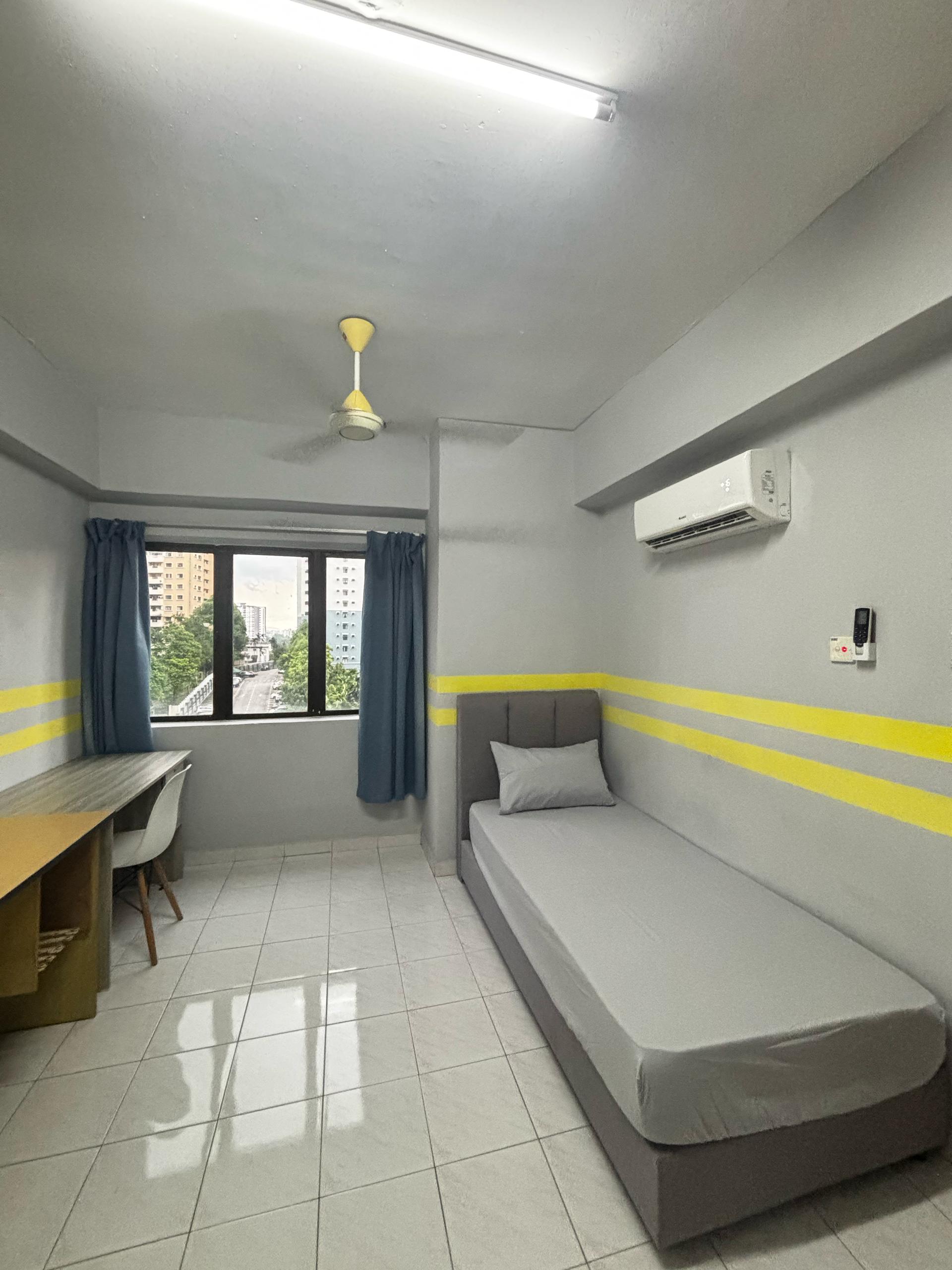 Medium 2 Room